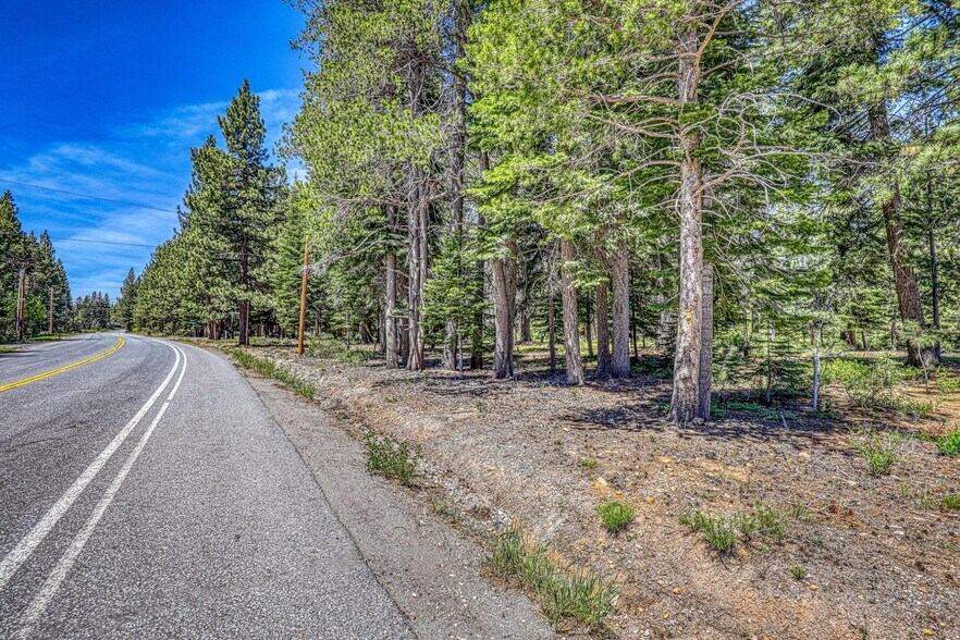 More Photos Of 17308 Northwoods Blvd, Truckee Land For Sale