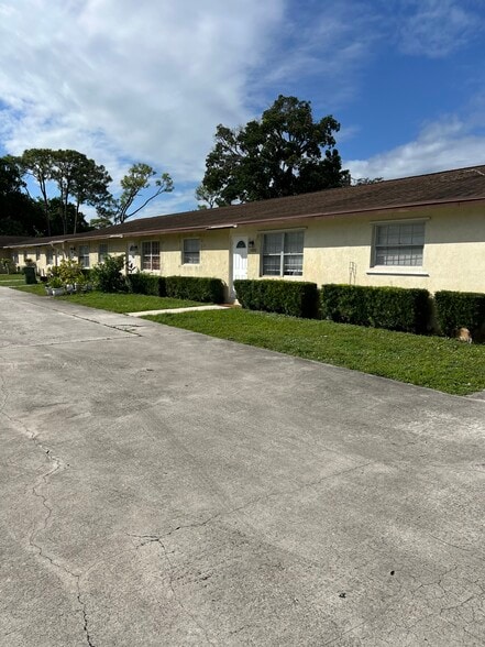 More Photos Of 3880 Dale Rd, West Palm Beach Apartments For Sale