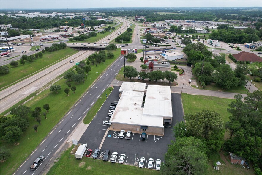 More Photos Of 200 Shannon Rd W, Sulphur Springs Storefront For Lease