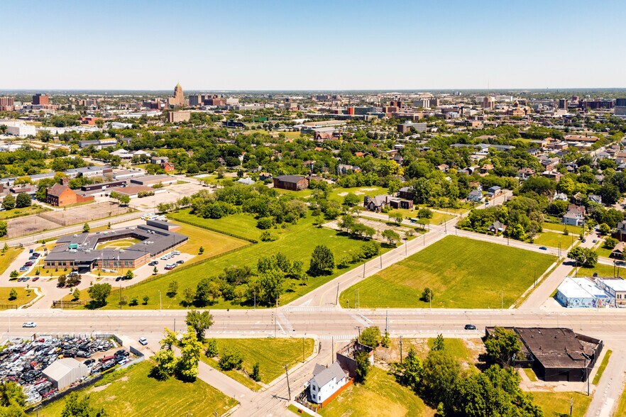 More Photos Of 4438 Grand River ave, Detroit Land For Sale