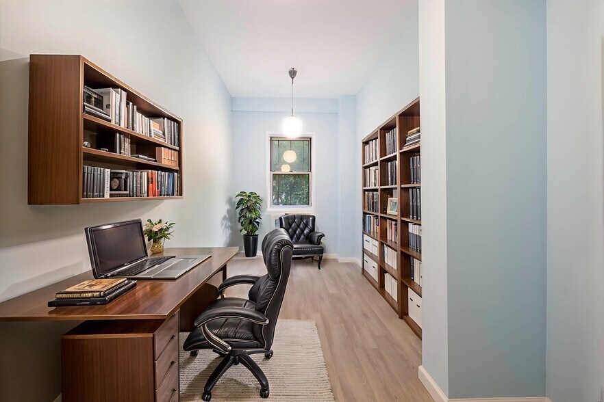 More Photos Of 30 W 60th St, New York Apartments For Sale