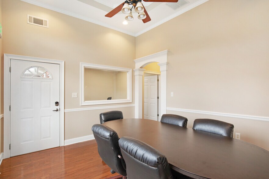 More Photos Of 416 Pirkle Ferry Rd, Cumming Office Residential For Sale