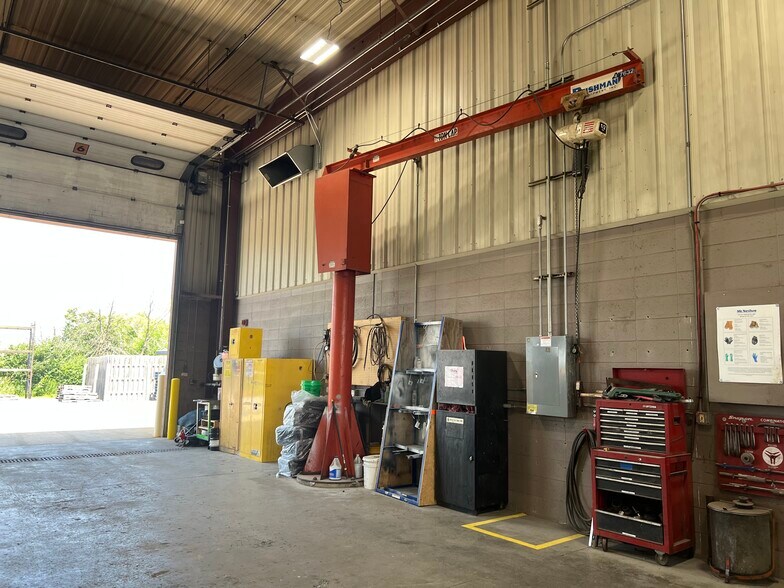 More Photos Of 4325 S Washburn St, Oshkosh Manufacturing For Sale
