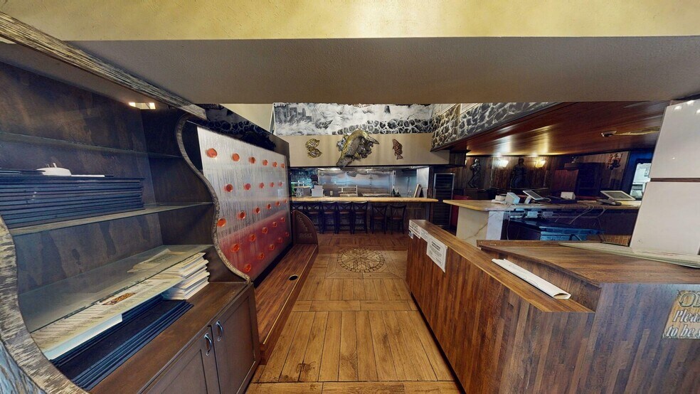 More Photos Of 5800 34th St N, Saint Petersburg Restaurant For Sale