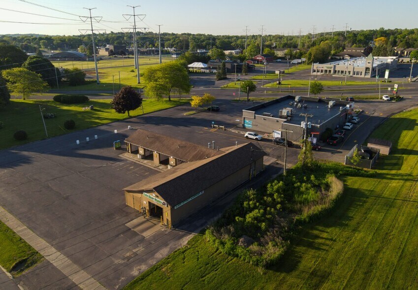 More Photos Of 149 George St, Oswego Carwash For Sale