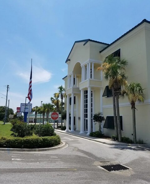 More Photos Of 16901 panama city beach Pky, Panama City Beach Medical For Sale