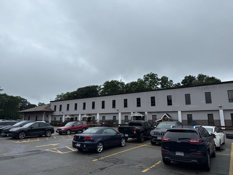 More Photos Of 132 Central St, Foxborough Medical For Sale