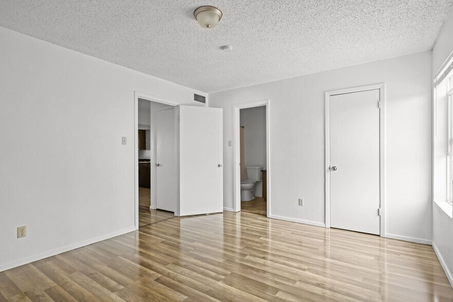More Photos Of 1449 John Ben Shepperd Pky, Odessa Apartments For Sale