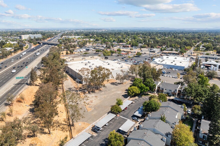 More Photos Of 8501 Auburn Blvd, Citrus Heights Freestanding For Sale