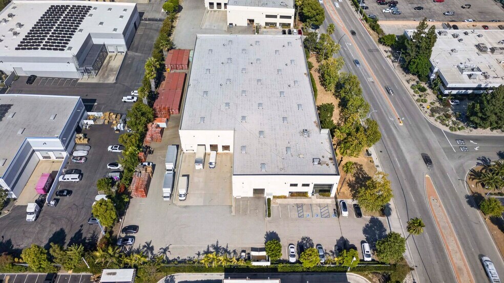 More Photos Of 13875 Live Oak Ave, Irwindale Warehouse For Sale