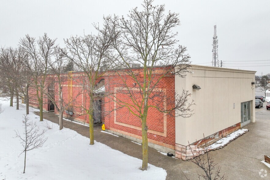 More Photos Of 3376 Kennedy Rd, Toronto Storefront For Lease