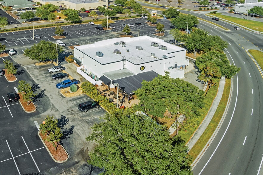 More Photos Of 2874 Providence Lakes Blvd, Brandon Restaurant For Sale