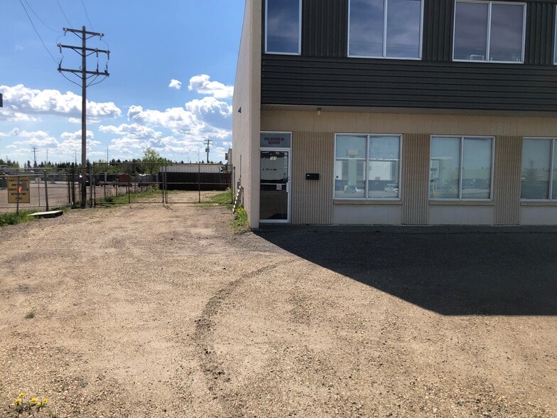 More Photos Of 707 12th Ave, Nisku Warehouse For Lease