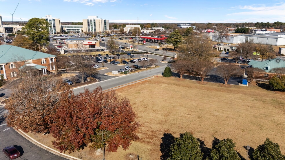 More Photos Of 2223 Hemby Ln, Greenville Medical For Sale