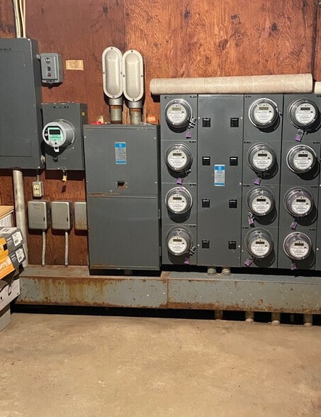 More Photos Of 405 N Davis St, Anamosa Apartments For Sale