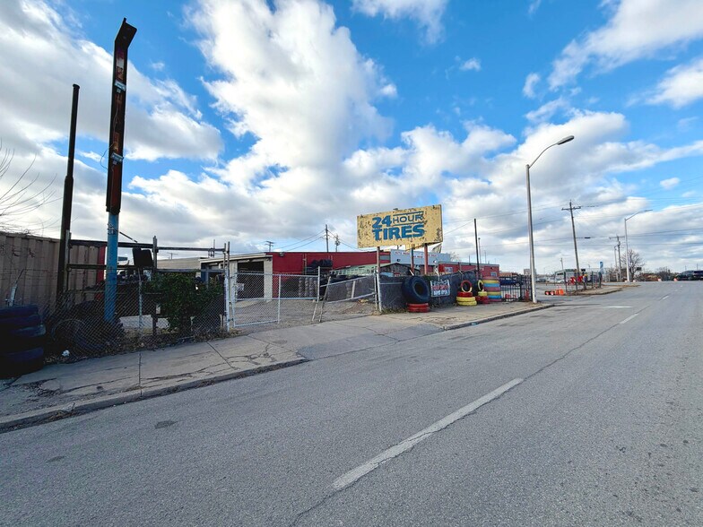 More Photos Of 3210 E Monument St, Baltimore Auto Repair For Sale