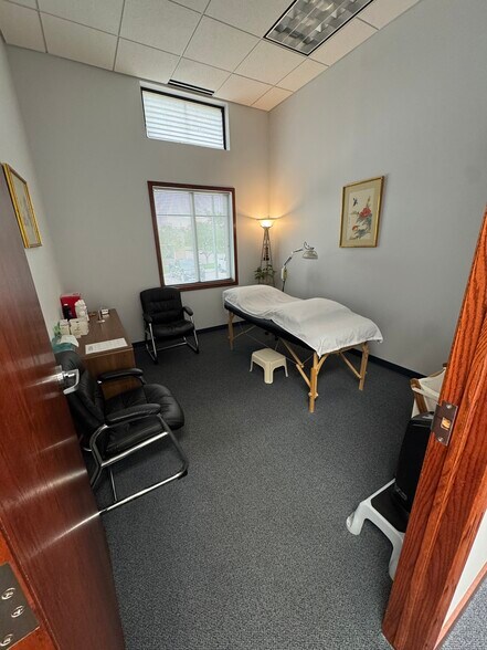 More Photos Of 8711 Windsor Pky, Johnston Office For Lease