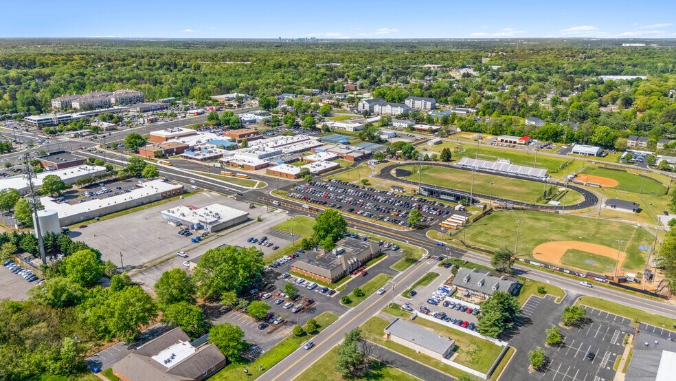 More Photos Of 7041 Lee Park Rd, Mechanicsville Medical For Sale