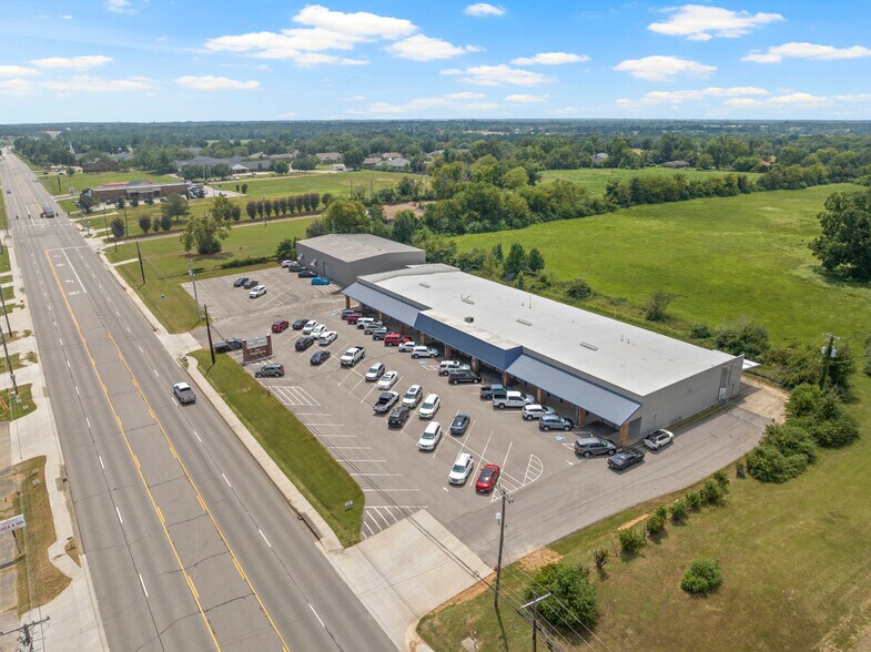 More Photos Of 412 Texas Highway 37, Mount Vernon Medical For Sale