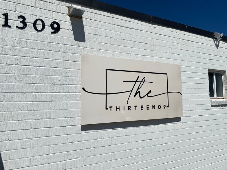 More Photos Of 1309 Virginia St NE, Albuquerque Apartments For Sale