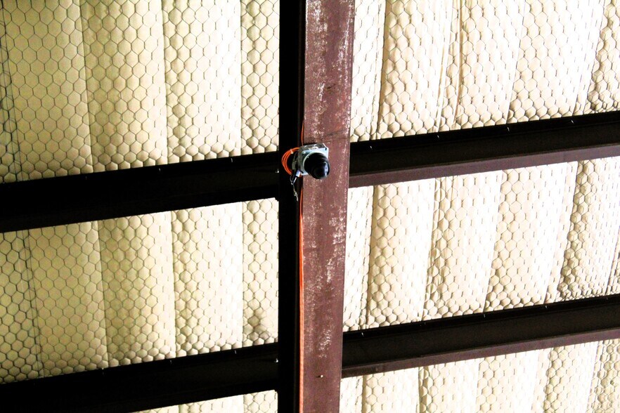 More Photos Of 1808 Barnett Dr, Weatherford Warehouse For Lease