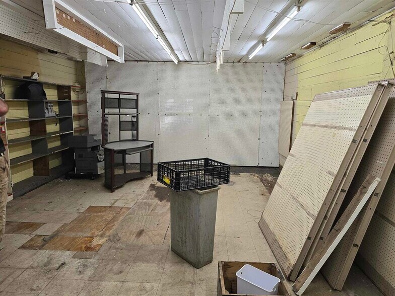 More Photos Of 120 &110 W Main St, Pacolet Convenience Store For Sale