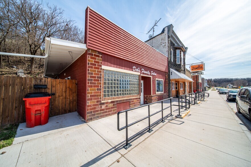 More Photos Of 438 Highway 60, Zumbro Falls General Retail For Sale