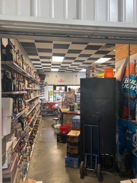 More Photos Of 1190 S Highway 59, Decatur General Retail For Sale