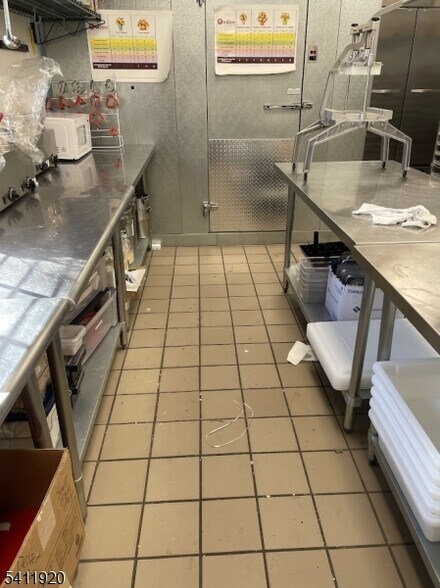 More Photos Of 281 Triangle Rd, Hillsborough Freestanding For Lease