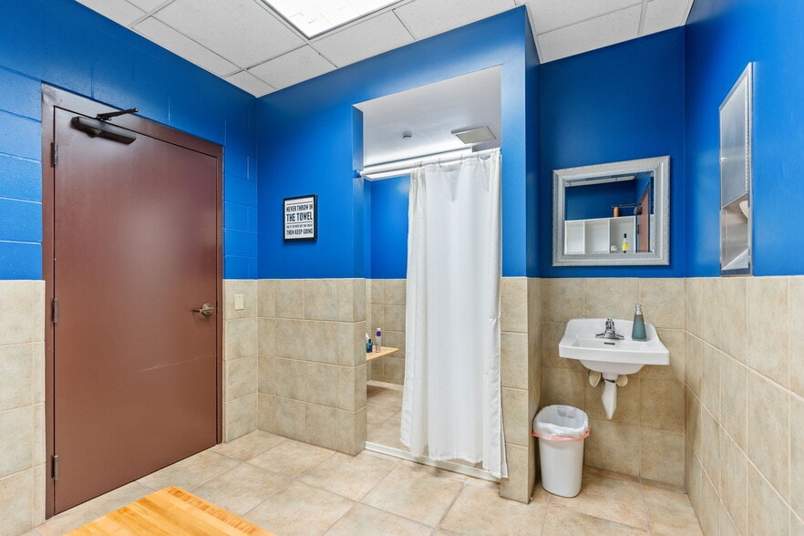 More Photos Of 2905 Lexington Ave S, Eagan Flex For Sale