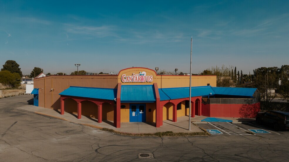 More Photos Of 1709 Saul Kleinfeld Dr, El Paso Restaurant For Sale