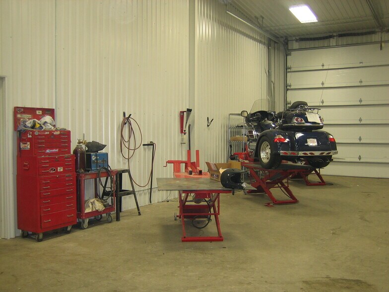 More Photos Of 21507 S Highway 69, Afton Industrial For Sale