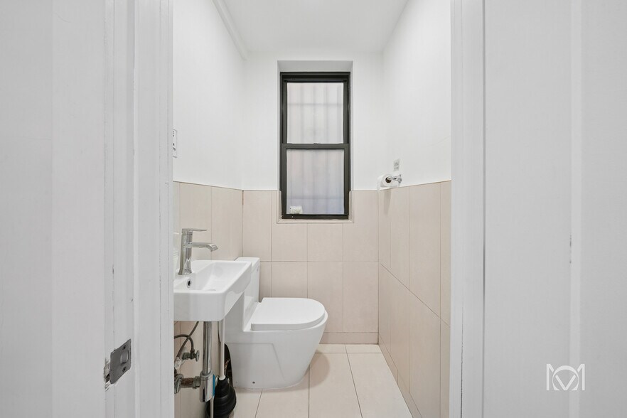 More Photos Of 336 Central Park W, New York Apartments For Sale
