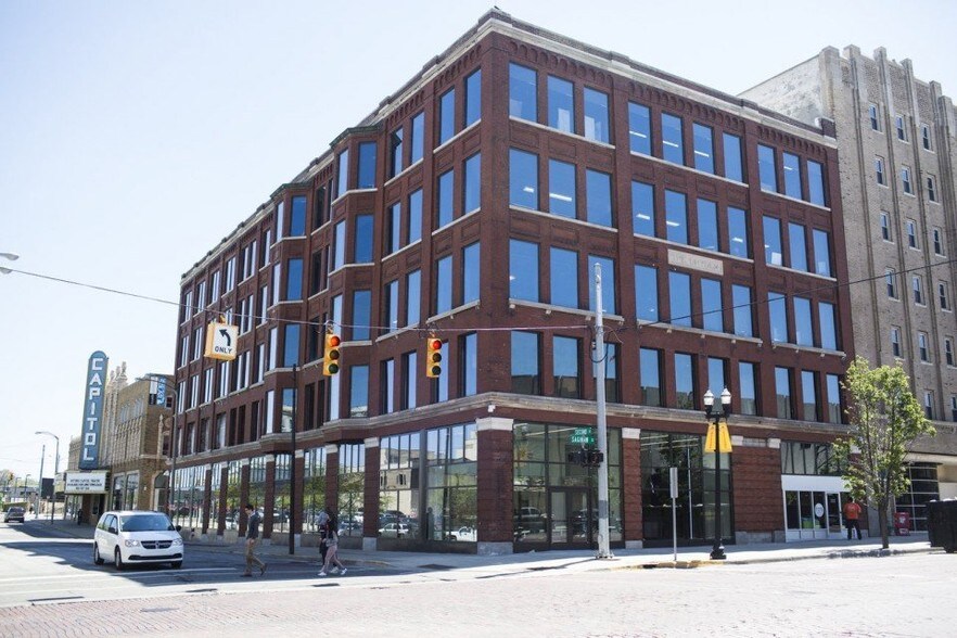 More Photos Of 601 S Saginaw St, Flint Office For Lease