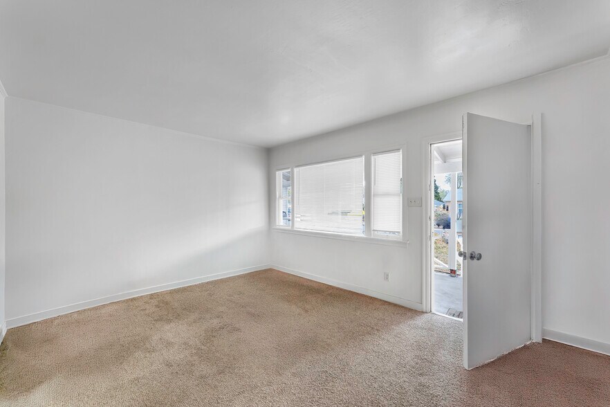 More Photos Of 601 Grand Canyon Blvd, Reno Apartments For Sale