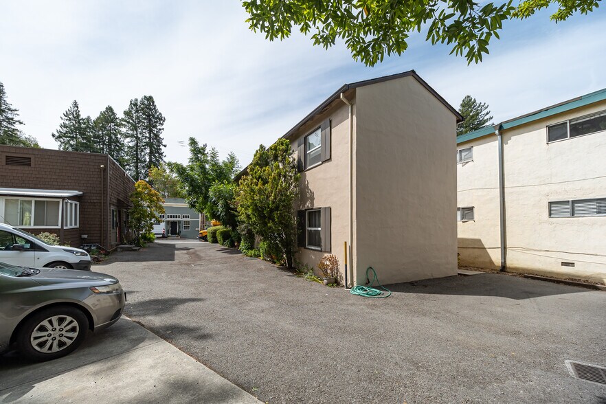 More Photos Of 1512--1516 San Anselmo Ave, San Anselmo Apartments For Sale