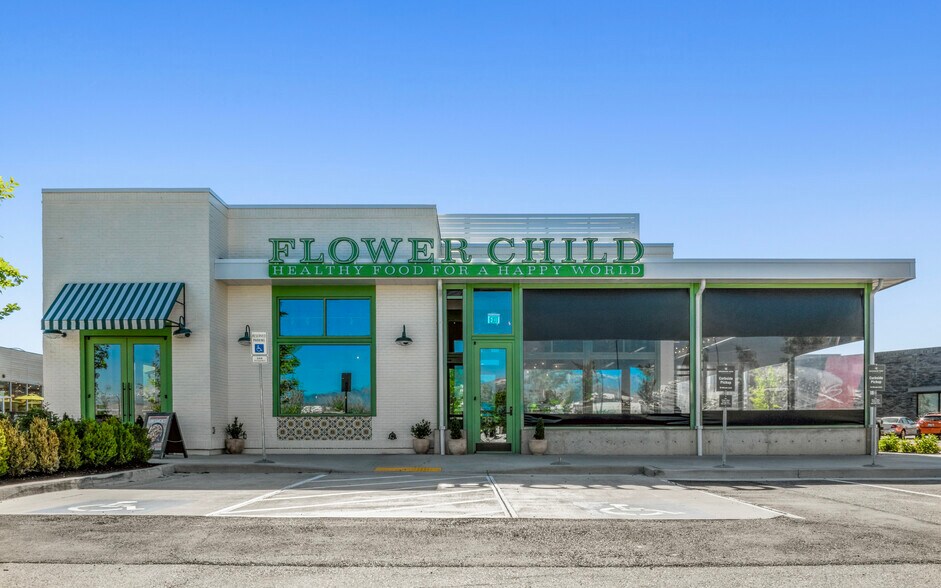Primary Photo Of 4422 Tree Sparrow Ln, Riverton Restaurant For Sale