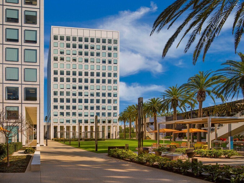 Primary Photo Of 4685 MacArthur Ct, Newport Beach Unknown For Lease