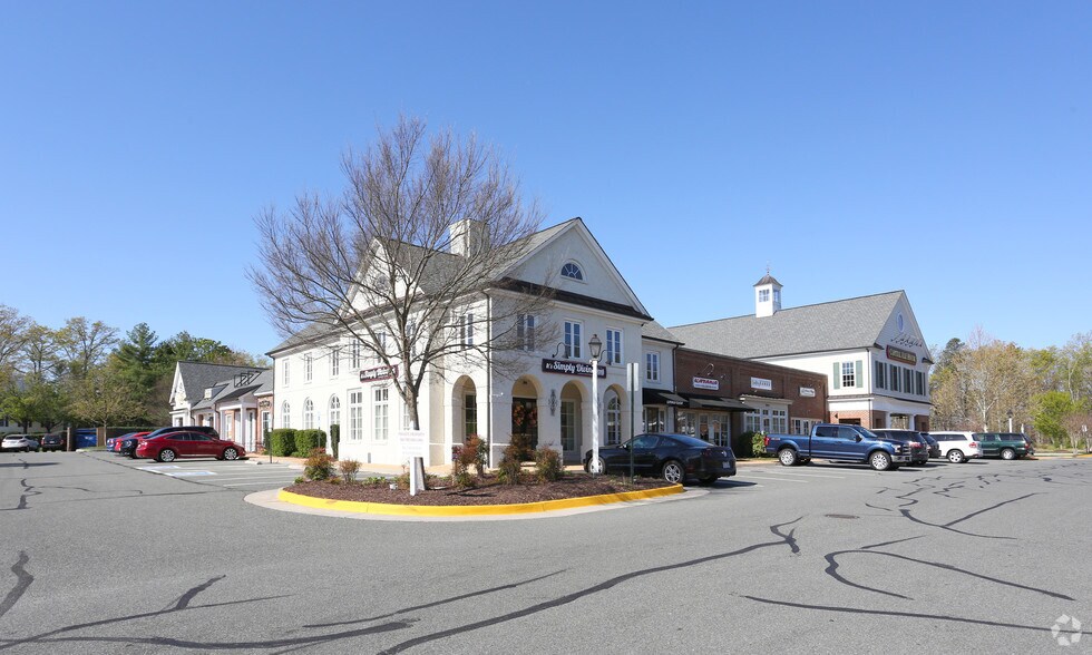 Primary Photo Of 13801 Village Place Dr, Midlothian Unknown For Lease