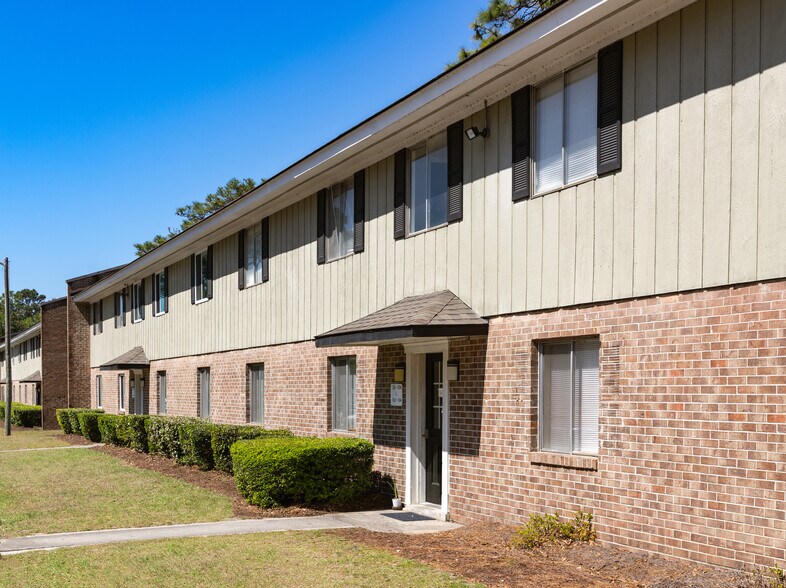 More Photos Of 12012 Middleground Rd, Savannah Apartments For Sale