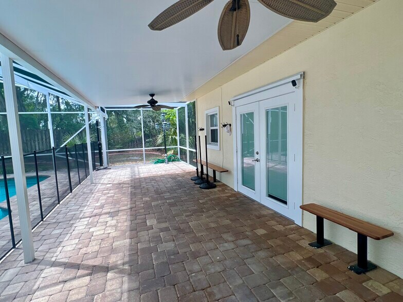 More Photos Of 317 S Volusia Ave, Orange City Freestanding For Sale