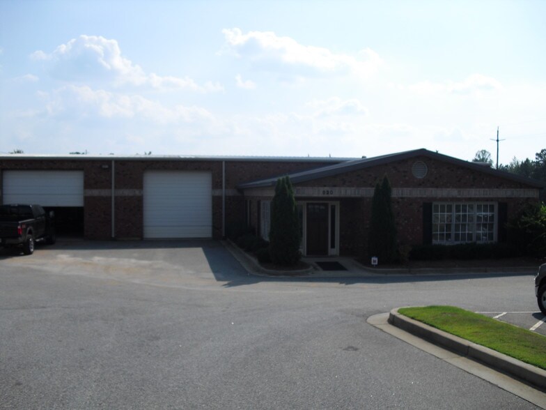 More Photos Of 820 Brogdon Rd, Suwanee Warehouse For Sale