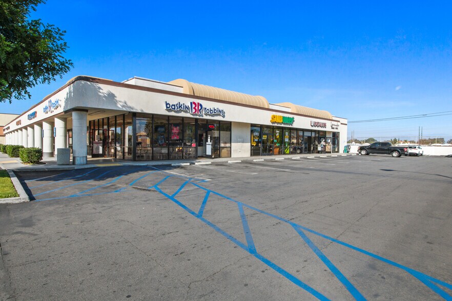 More Photos Of 7903-7907 Knott Ave, Buena Park General Retail For Lease