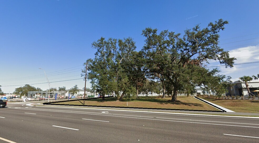 More Photos Of US Hwy 301, Riverview Land For Lease