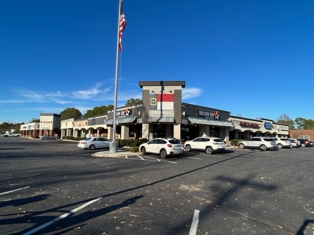 More Photos Of 425 SE Greenville Blvd, Greenville Unknown For Lease
