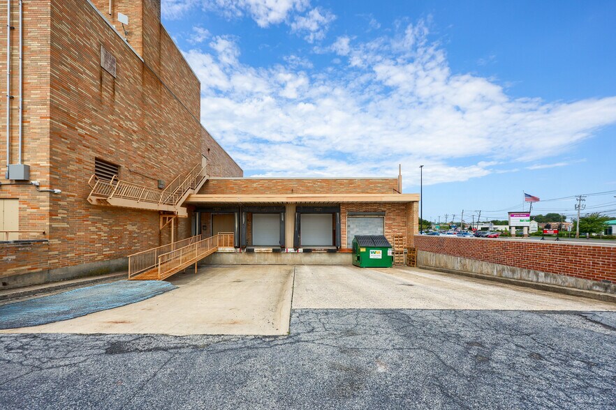 Primary Photo Of 1515 Lititz Pike, Lancaster Storefront For Lease