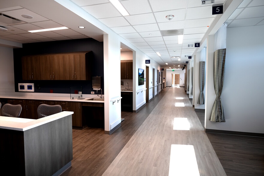 More Photos Of 23750 E. 14th Avenue, Aurora Medical For Lease