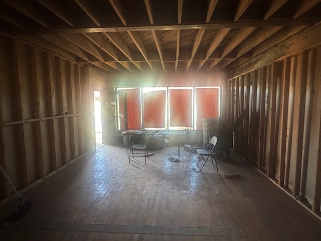 More Photos Of 6 Airline St, Belmont Freestanding For Lease