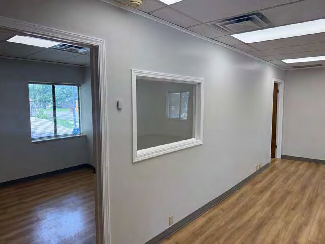 More Photos Of 10281 W 87th St, Overland Park Office For Lease