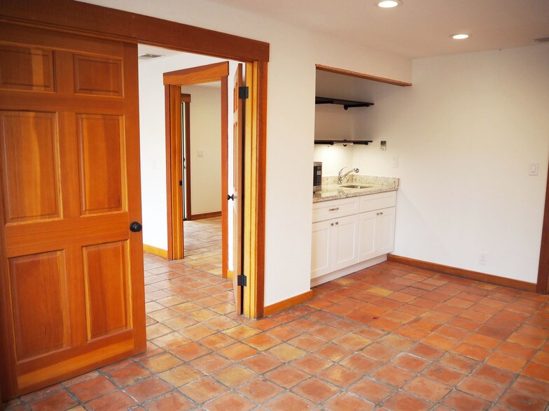 More Photos Of 445 2nd St W, Sonoma Office For Lease